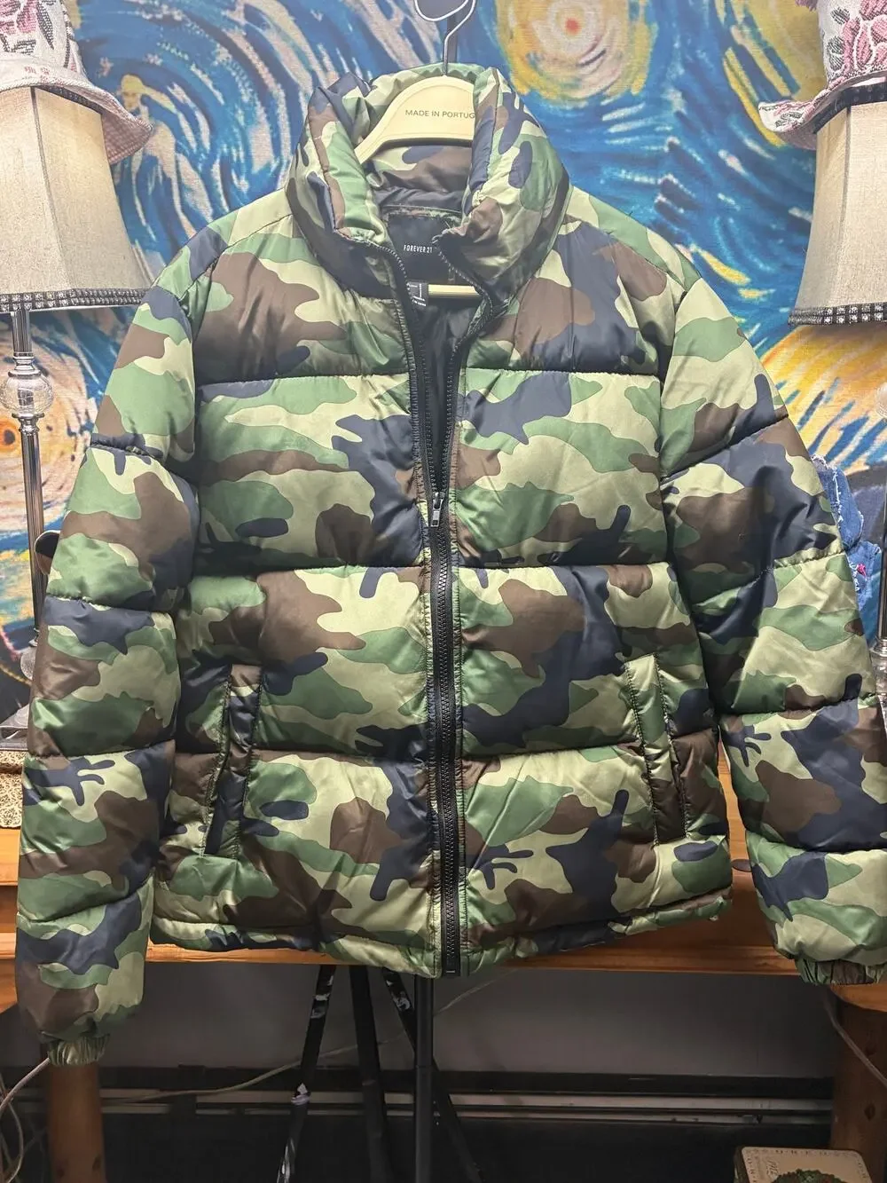 Forever 21 Camo Puffer Jacket Women's Small Green Black Zip Front Lightweight